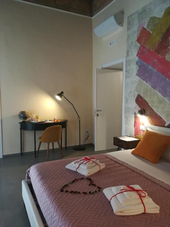 L'Arco E Il Vico Bed & Breakfast Napoli Bagian luar foto