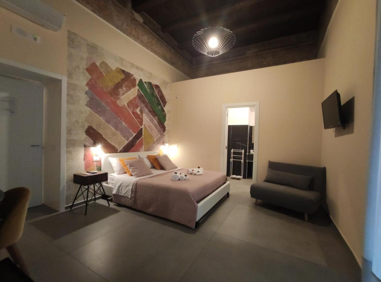 L'Arco E Il Vico Bed & Breakfast Napoli Bagian luar foto